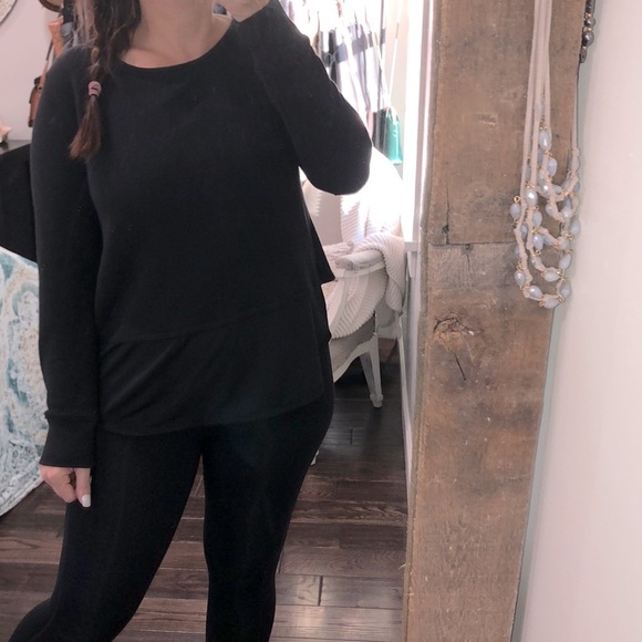 Avia medium 8-10 black cozy athleisure sweatshirt - Picture 1 of 7